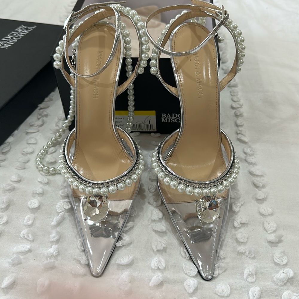 Mach & Mach Diamond of Elizabeth Transparent Heels